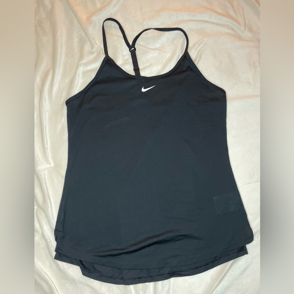 Black Nike top, never been used